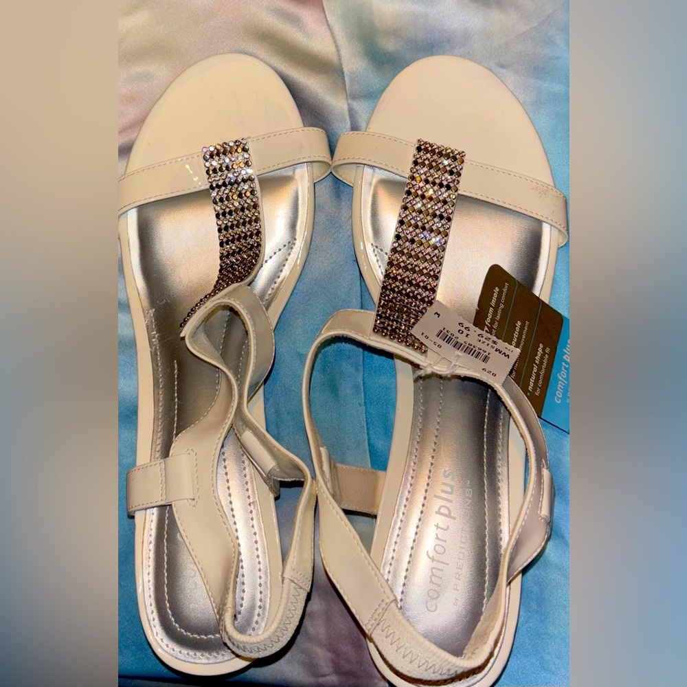 White Wedge